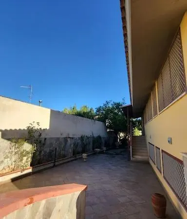 Rosa - Intera Proprieta Παλέρμο